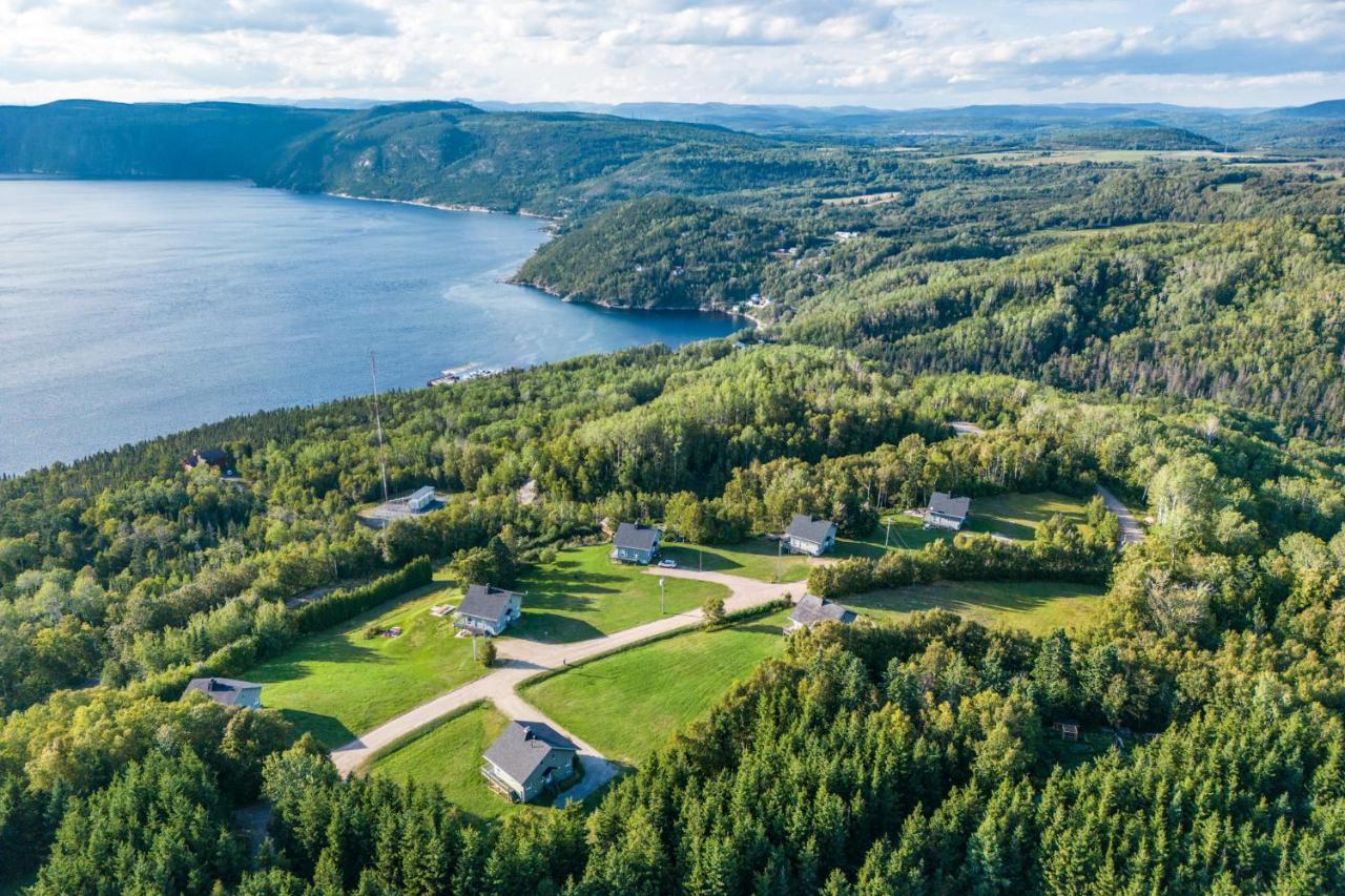 Montfjord - Chalets, Vue Spectaculaire Et Spa. Chantafjord #4 Sacre-Coeur ภายนอก รูปภาพ