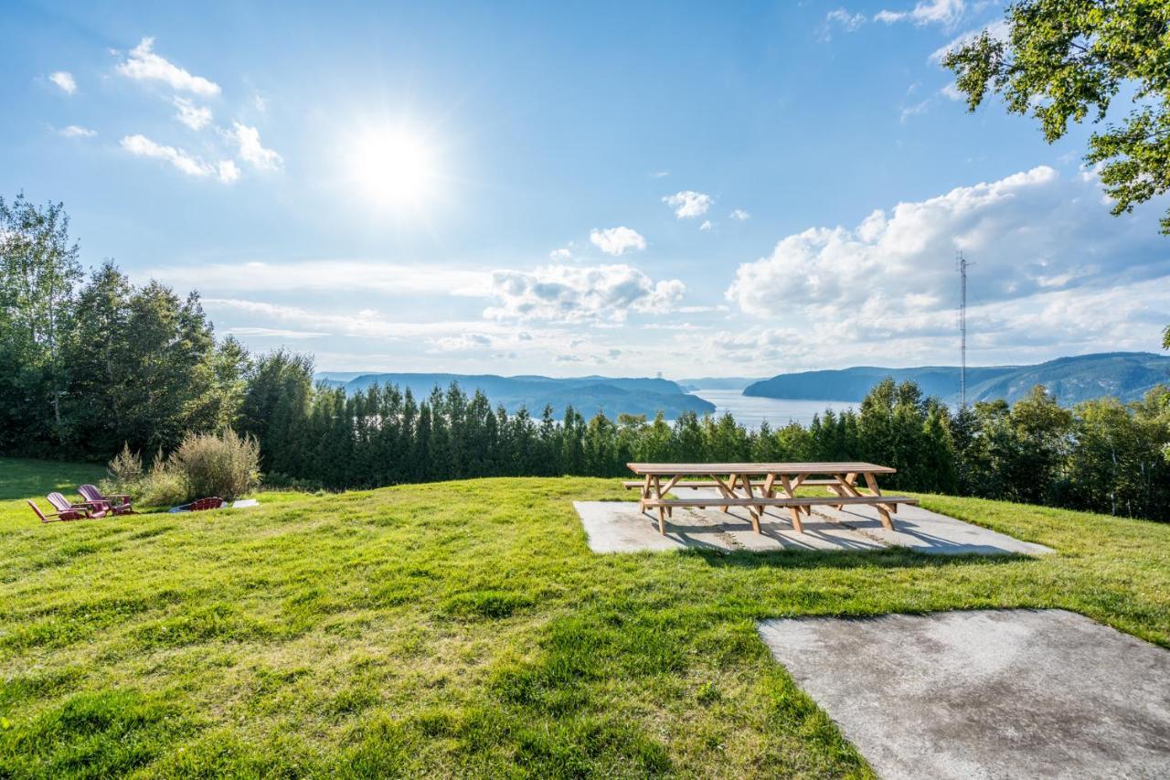 Montfjord - Chalets, Vue Spectaculaire Et Spa. Chantafjord #4 Sacre-Coeur ภายนอก รูปภาพ
