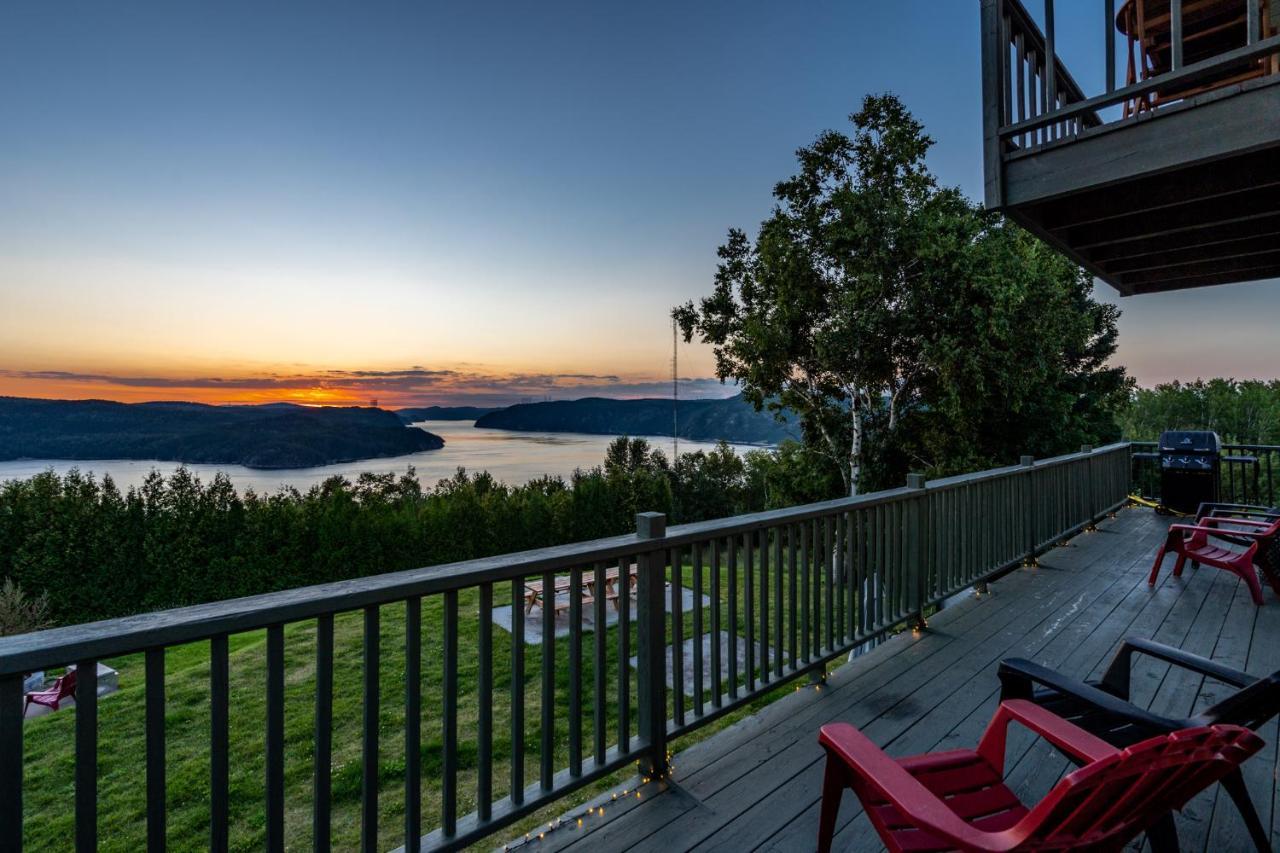 Montfjord - Chalets, Vue Spectaculaire Et Spa. Chantafjord #4 Sacre-Coeur ภายนอก รูปภาพ
