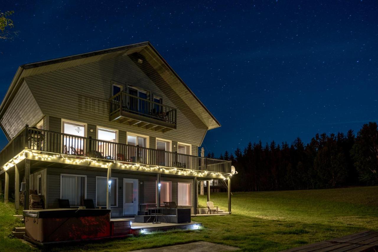 Montfjord - Chalets, Vue Spectaculaire Et Spa. Chantafjord #4 Sacre-Coeur ภายนอก รูปภาพ