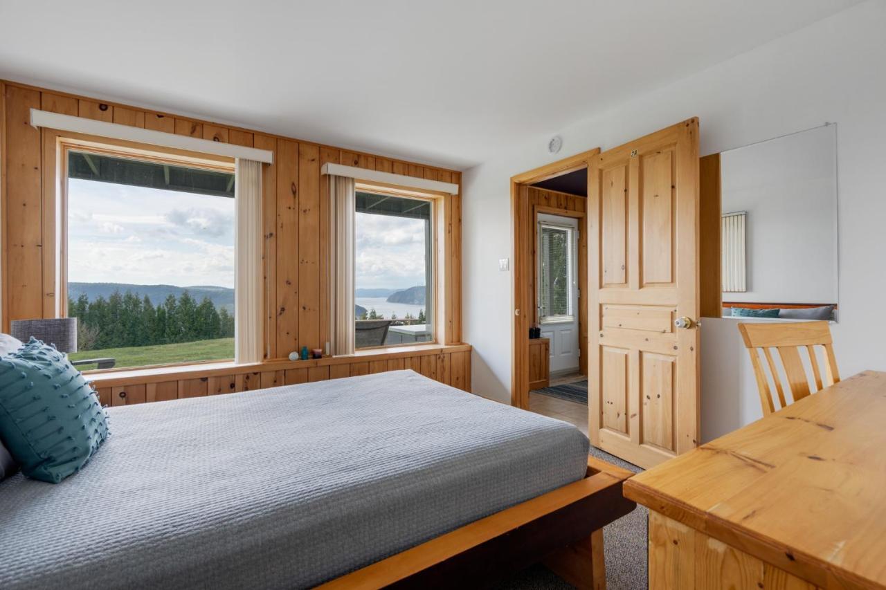 Montfjord - Chalets, Vue Spectaculaire Et Spa. Chantafjord #4 Sacre-Coeur ภายนอก รูปภาพ